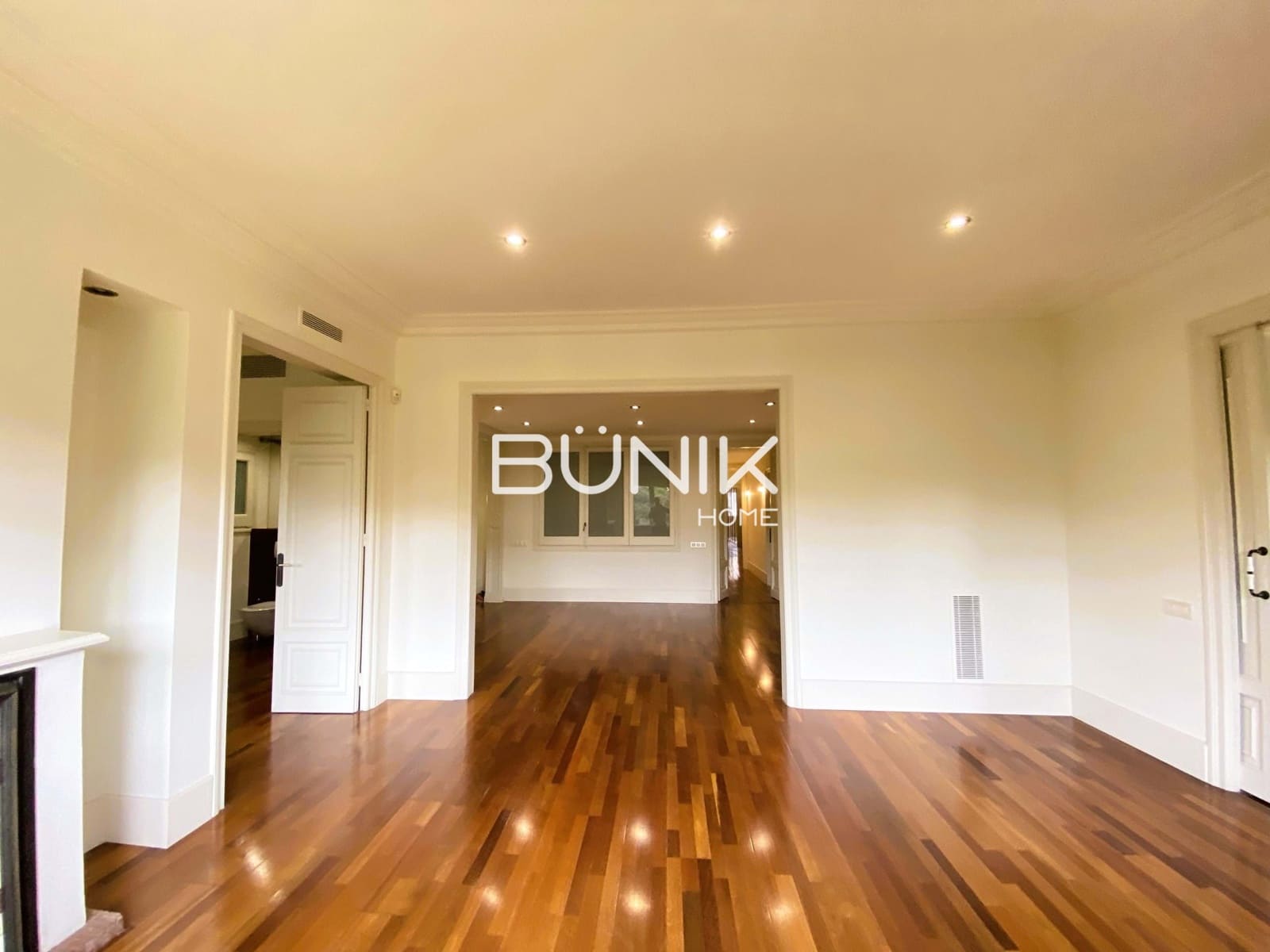 5 makuuhuone Huoneisto vuokrattavana paikassa Barcelona kaupunki - 5 700 € (Ref: 9875421)