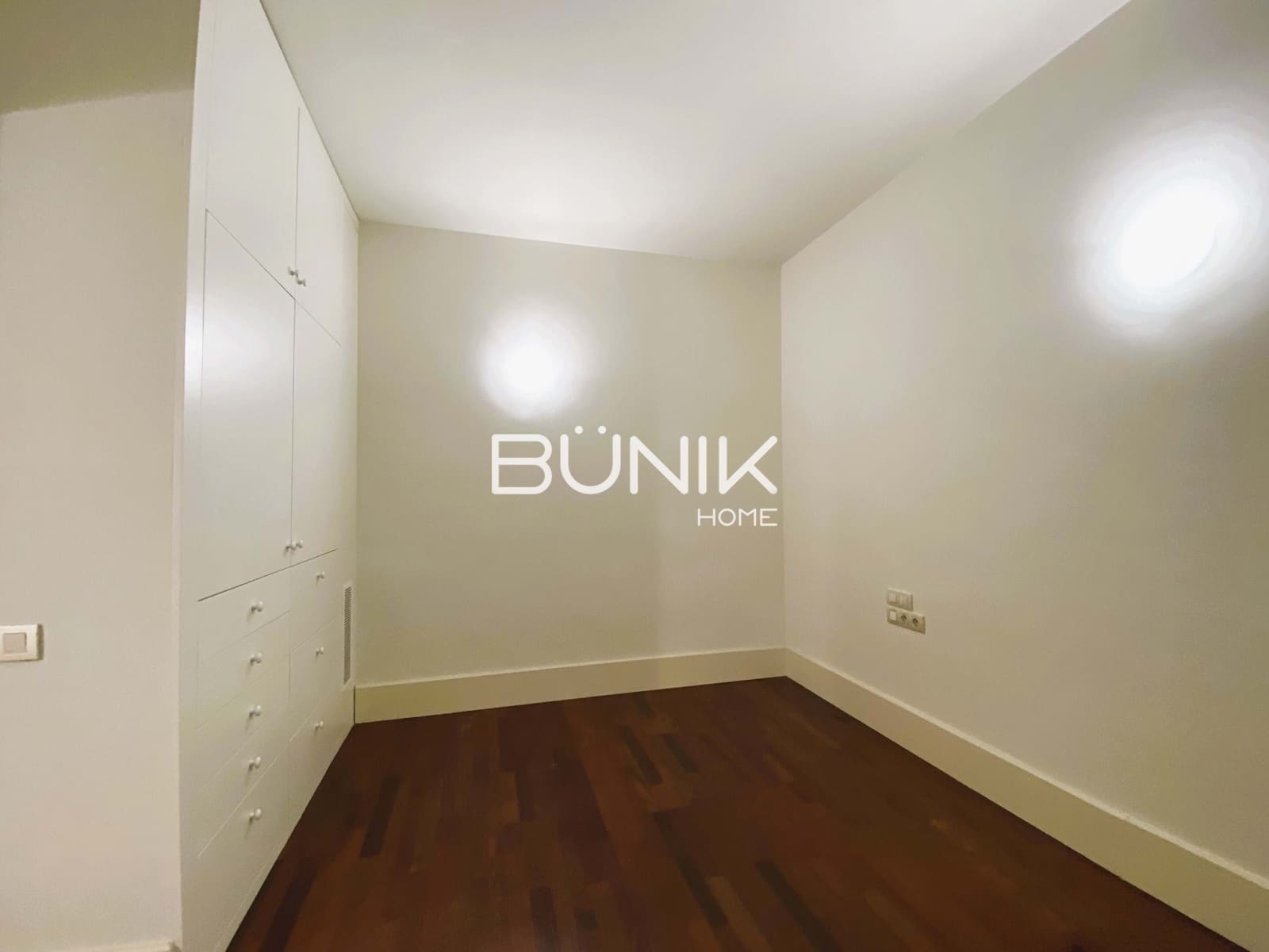 5 makuuhuone Huoneisto vuokrattavana paikassa Barcelona kaupunki - 5 700 € (Ref: 9875421)