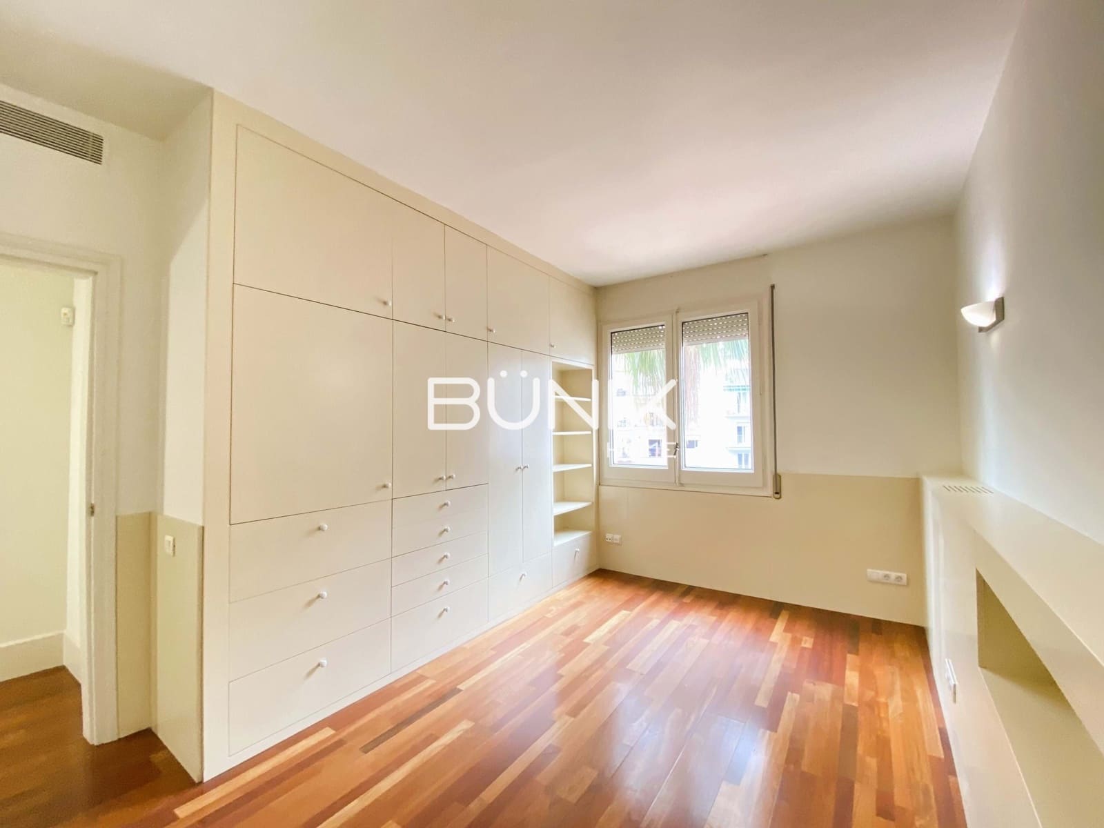 5 makuuhuone Huoneisto vuokrattavana paikassa Barcelona kaupunki - 5 700 € (Ref: 9875421)
