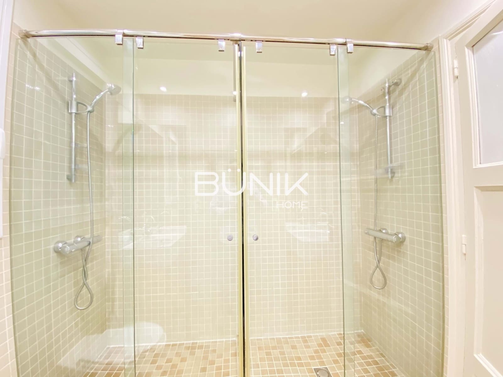 5 makuuhuone Huoneisto vuokrattavana paikassa Barcelona kaupunki - 5 700 € (Ref: 9875421)