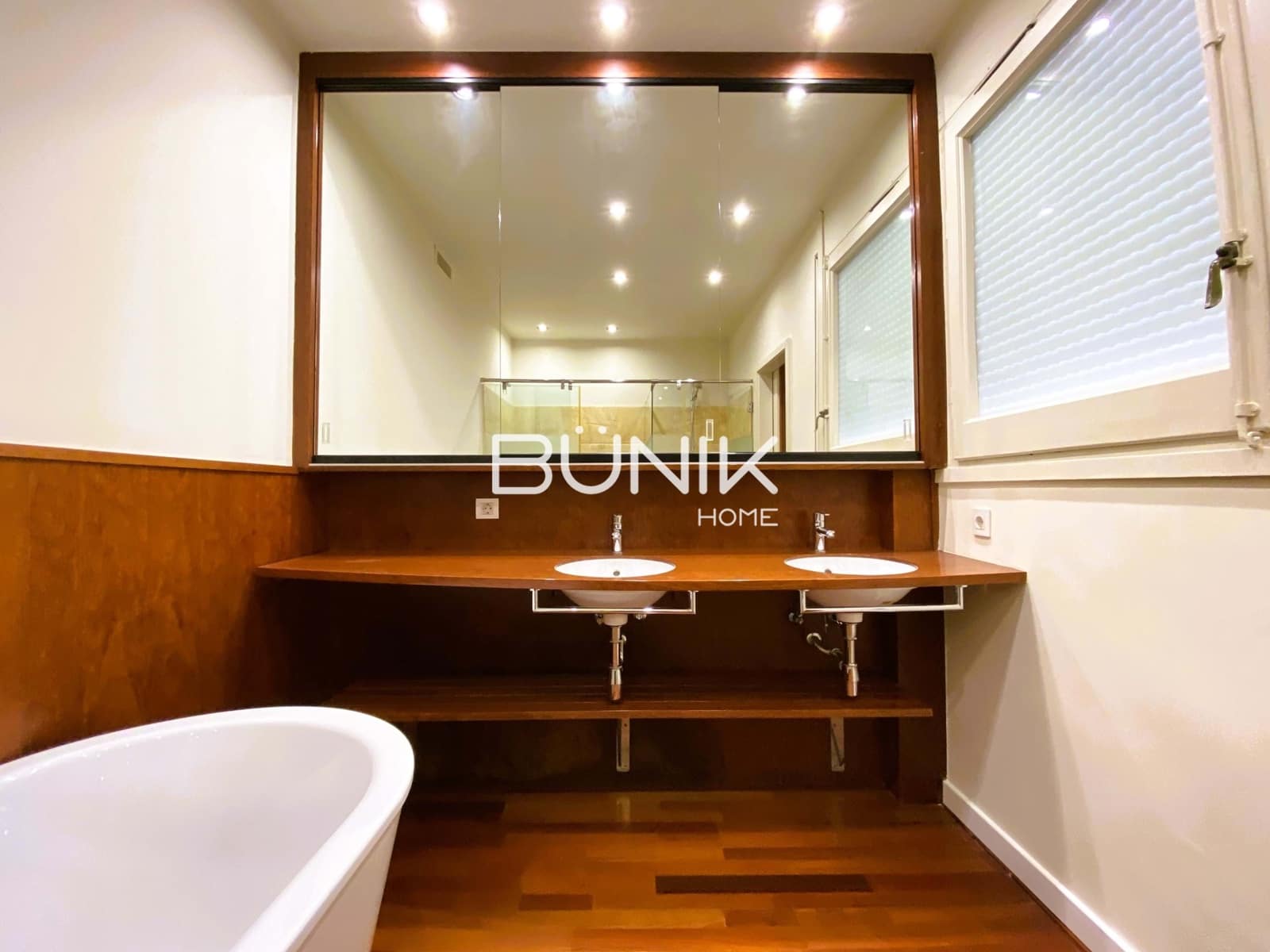 5 makuuhuone Huoneisto vuokrattavana paikassa Barcelona kaupunki - 5 700 € (Ref: 9875421)