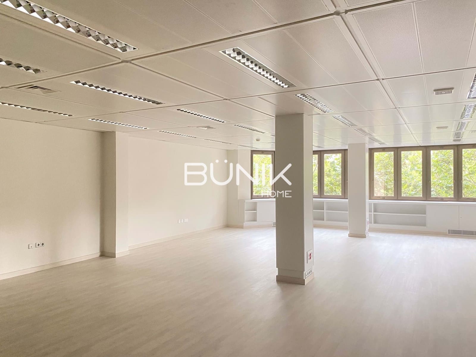 Toimisto vuokrattavana paikassa Barcelona kaupunki - 4 200 € (Ref: 9875423)