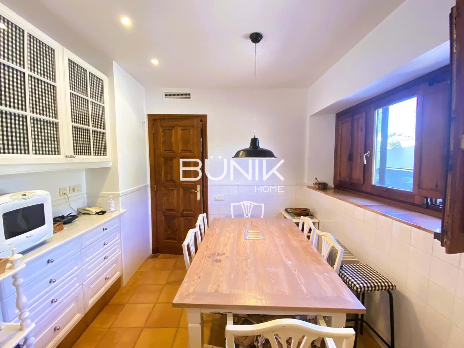 4 sovrum Villa till salu i Torrent med pool garage - 1 250 000 € (Ref: 9875424)