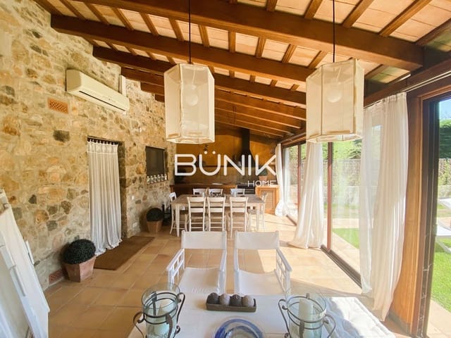 4 sovrum Villa till salu i Torrent med pool garage - 1 250 000 € (Ref: 9875424)