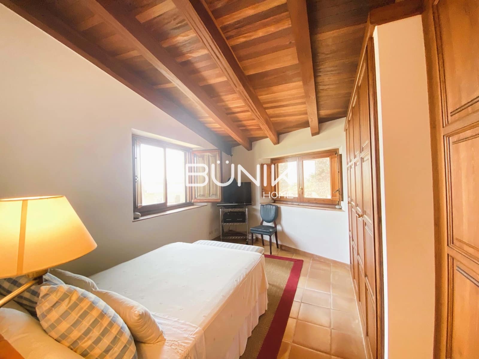 4 sovrum Villa till salu i Torrent med pool garage - 1 250 000 € (Ref: 9875424)