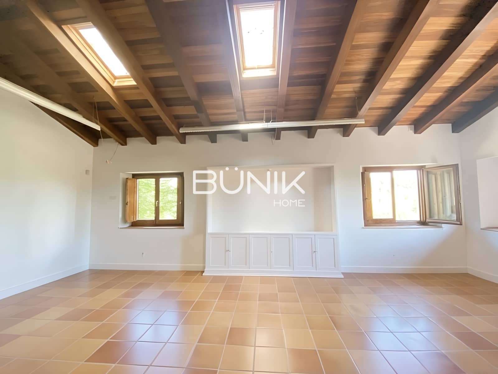 4 sovrum Villa till salu i Torrent med pool garage - 1 250 000 € (Ref: 9875424)