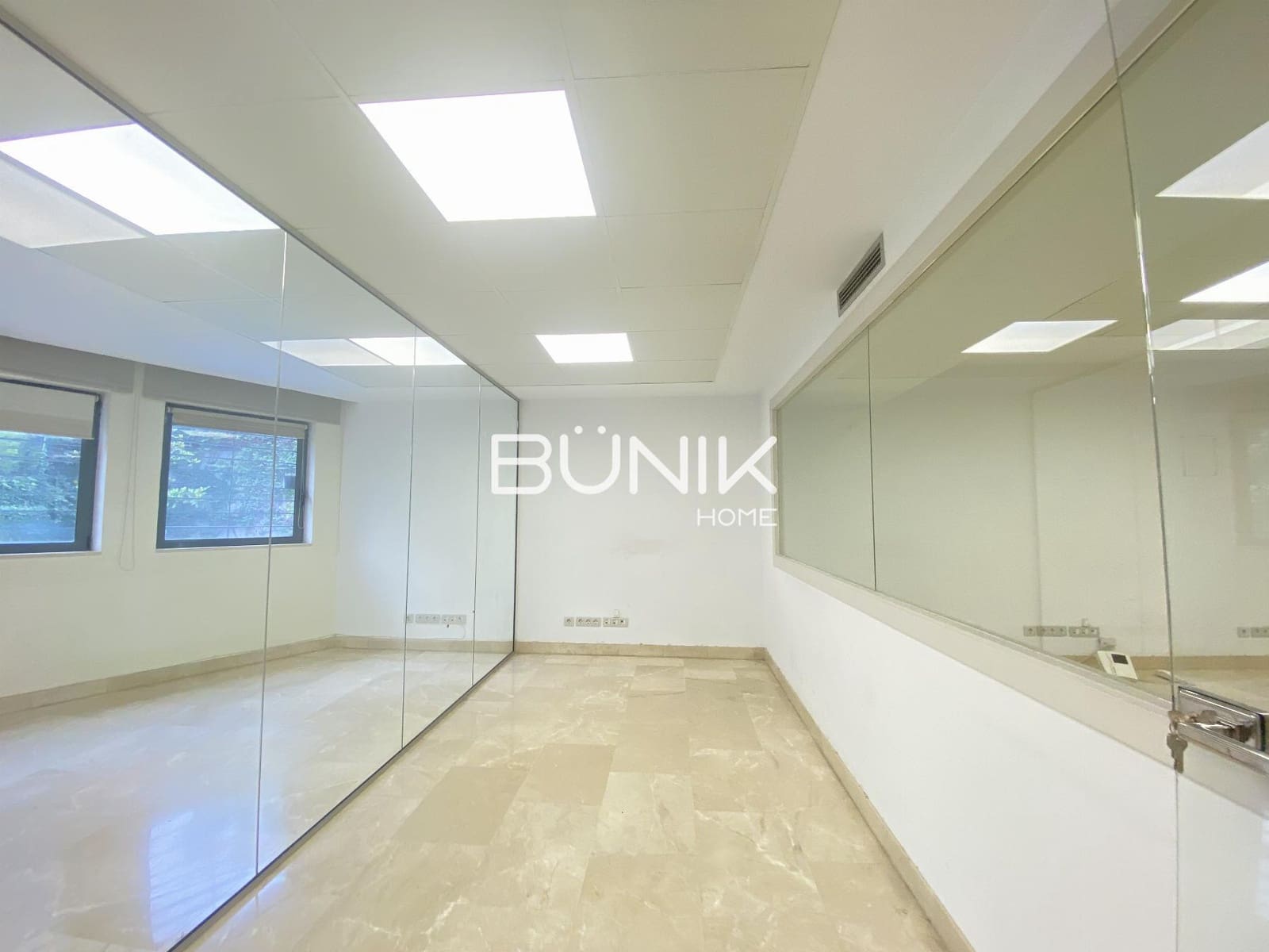 4 quarto Escritório para venda em Barcelona cidade - 520 000 € (Ref: 9877579)