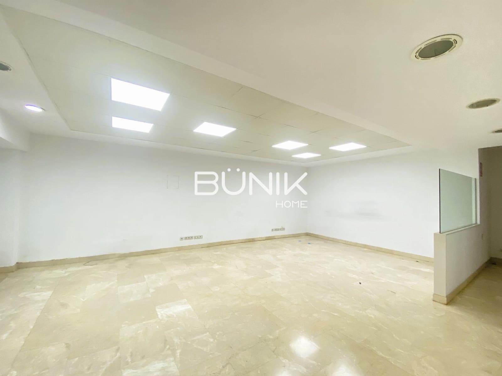 4 quarto Escritório para venda em Barcelona cidade - 520 000 € (Ref: 9877579)