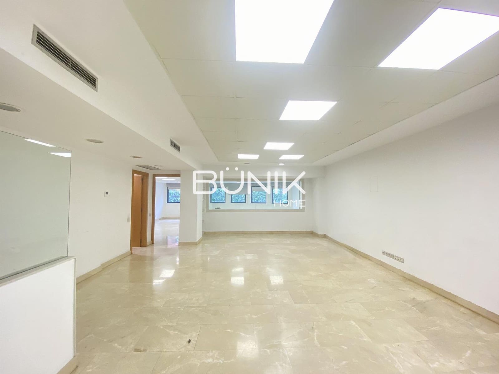 4 quarto Escritório para venda em Barcelona cidade - 520 000 € (Ref: 9877579)