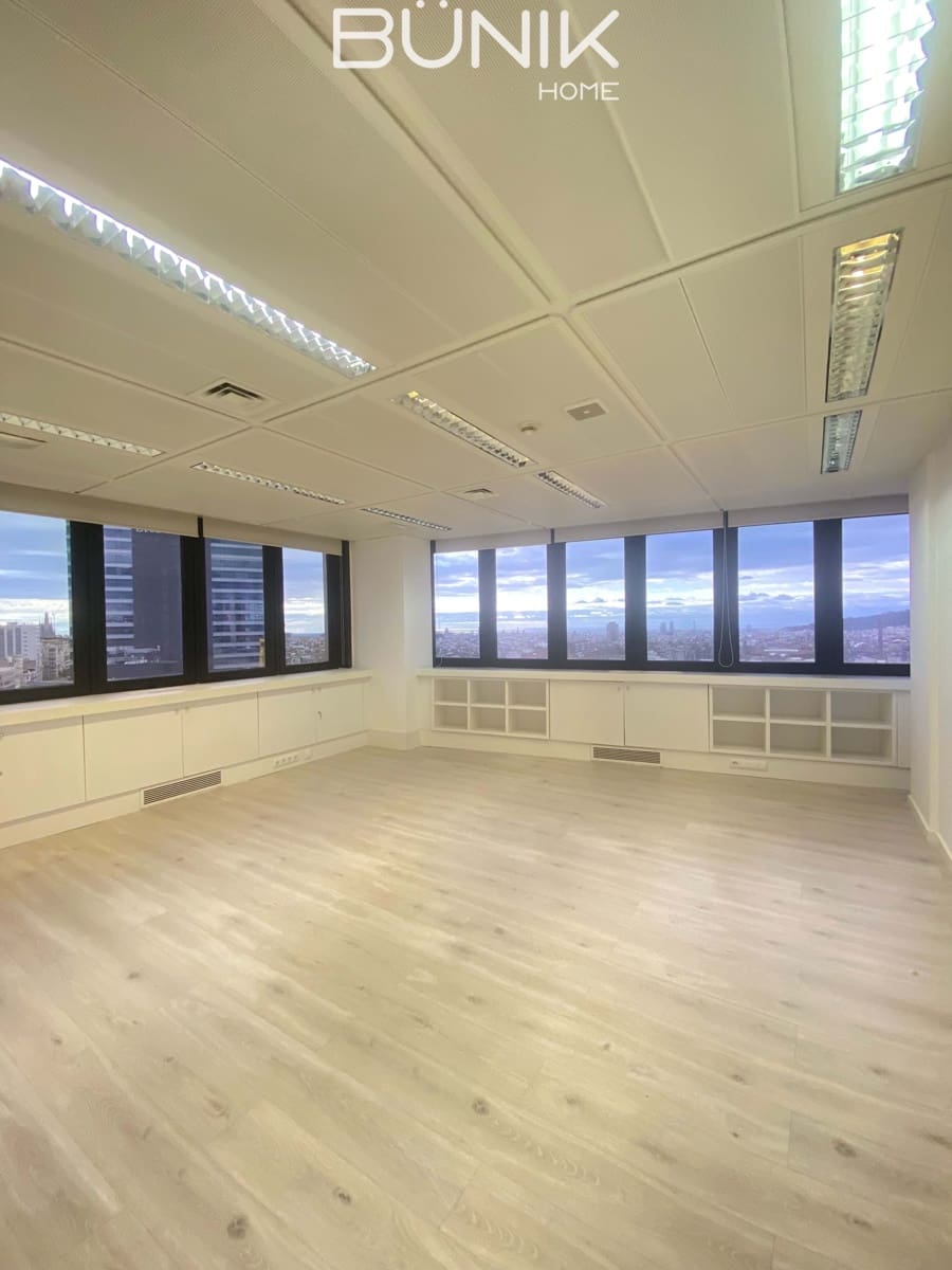 Kantoor te huur in Barcelona stad met garage - € 7.239 (Ref: 9884853)