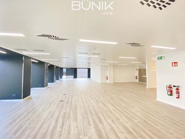 Kantoor te huur in Les Corts, Barcelona stad met garage - € 7.290 (Ref: 9884854)