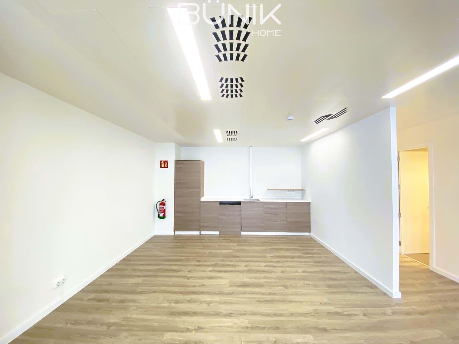 Kantoor te huur in Barcelona stad met garage - € 7.290 (Ref: 9884854)