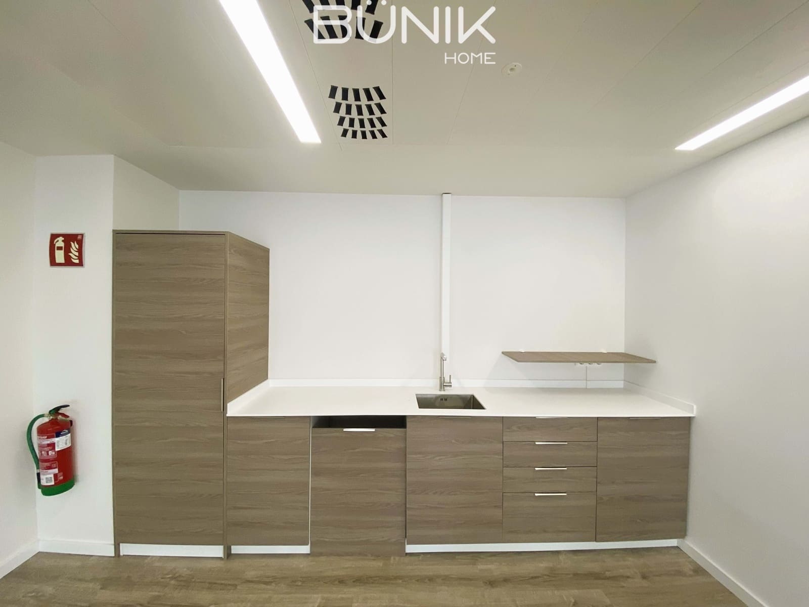 Kantoor te huur in Barcelona stad met garage - € 7.290 (Ref: 9884854)