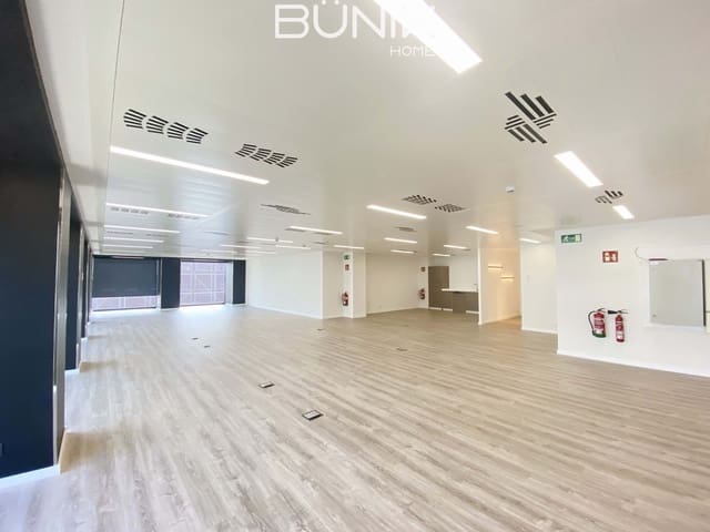 Kantoor te huur in Les Corts, Barcelona stad met garage - € 7.290 (Ref: 9884854)