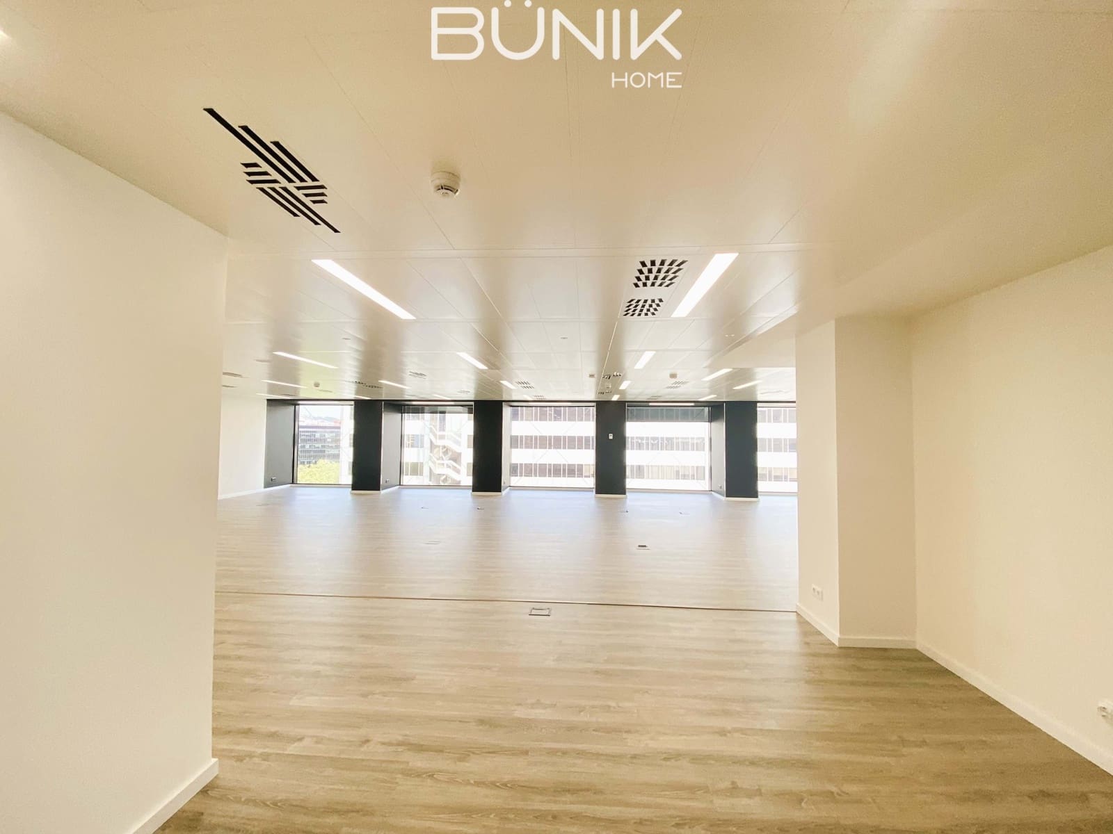 Kantoor te huur in Barcelona stad met garage - € 7.290 (Ref: 9884854)