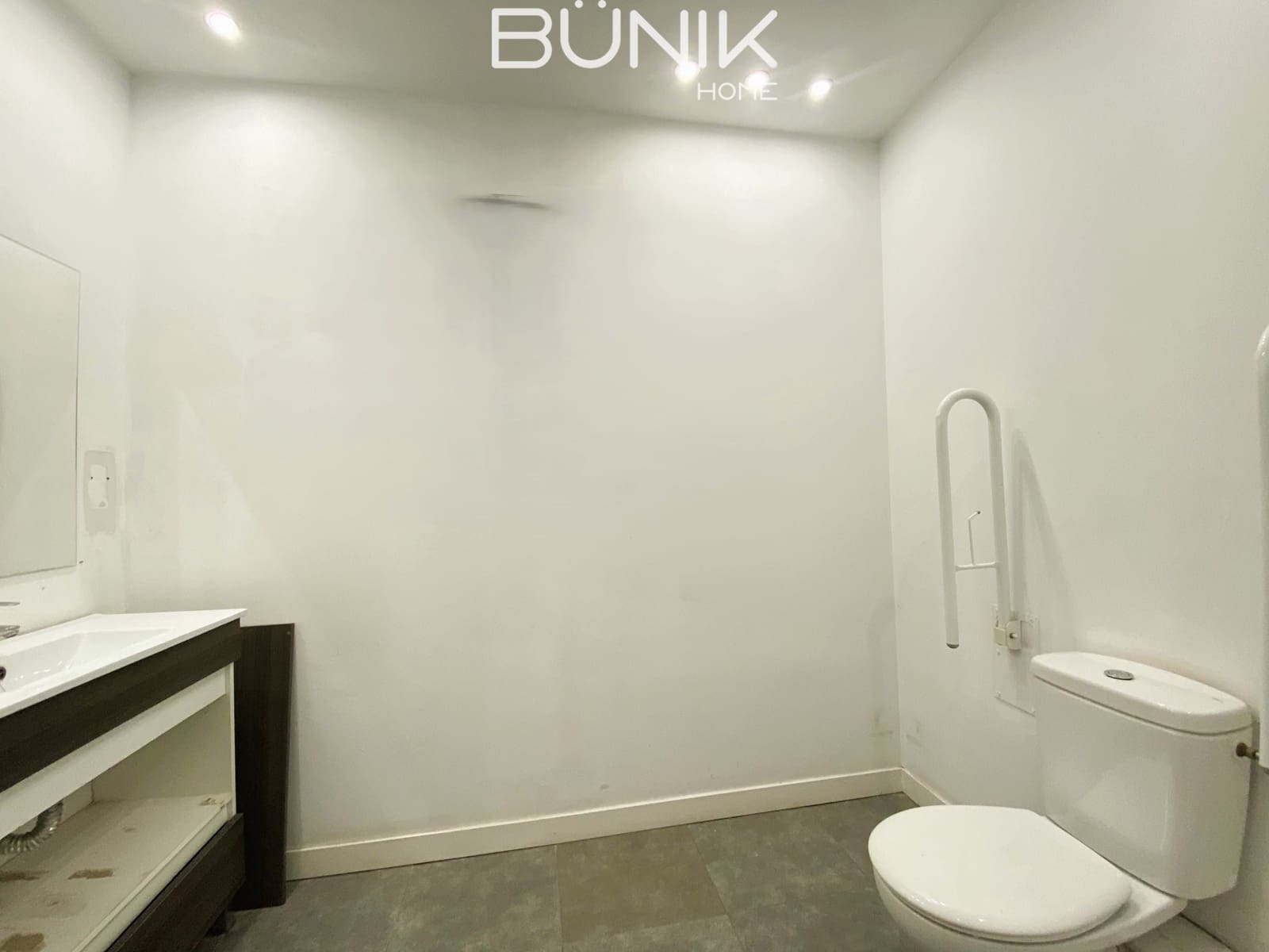 Kantoor te huur in Barcelona stad - € 2.700 (Ref: 9884855)