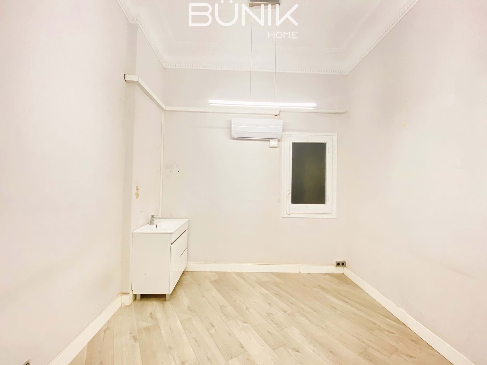 Kantoor te huur in Barcelona stad - € 2.700 (Ref: 9884855)