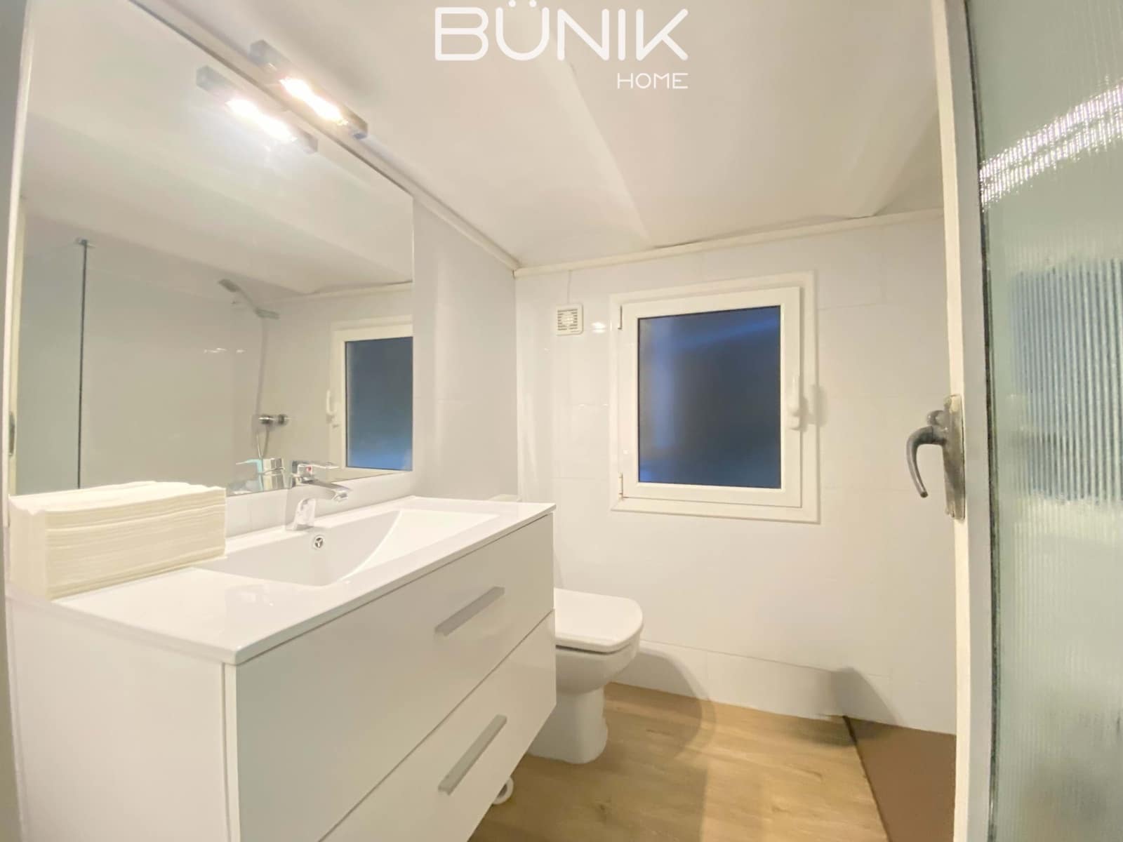 4 Zimmer Büro zu vermieten in Barcelona Stadt - 2.350 € (Ref: 9884856)