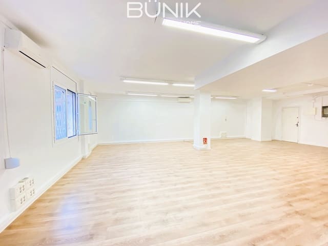 Kontor til leje i La Nova Esquerra de L'Eixample, Barcelona by - € 1.500 (Ref: 9884859)