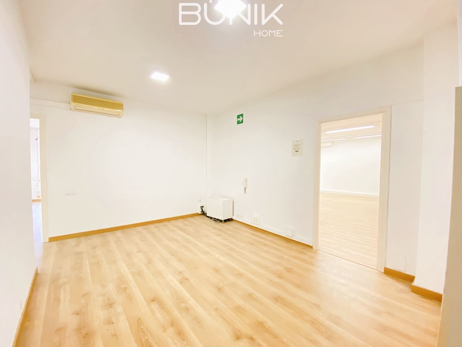 Kantoor te huur in Barcelona stad - € 1.500 (Ref: 9884859)