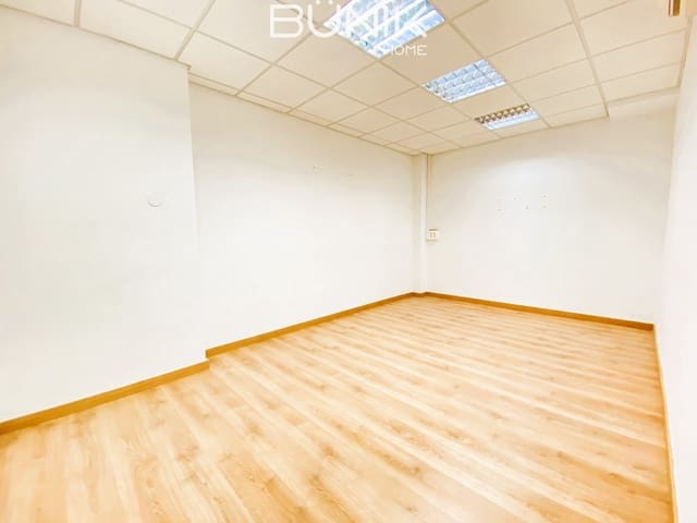 Kontor til leje i La Nova Esquerra de L'Eixample, Barcelona by - € 1.500 (Ref: 9884859)
