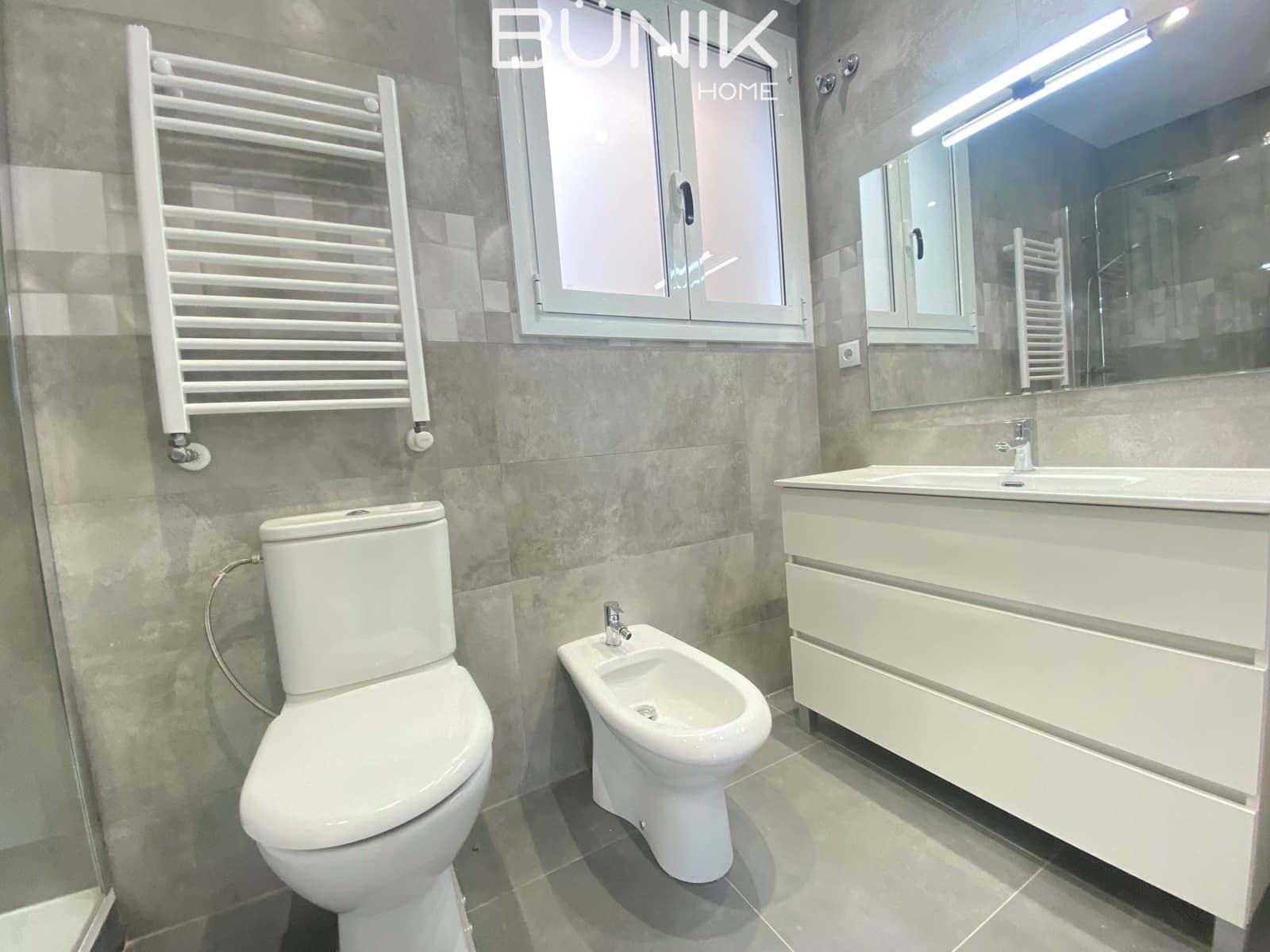 5 slaapkamer Kantoor te huur in Barcelona stad - € 4.000 (Ref: 9884860)