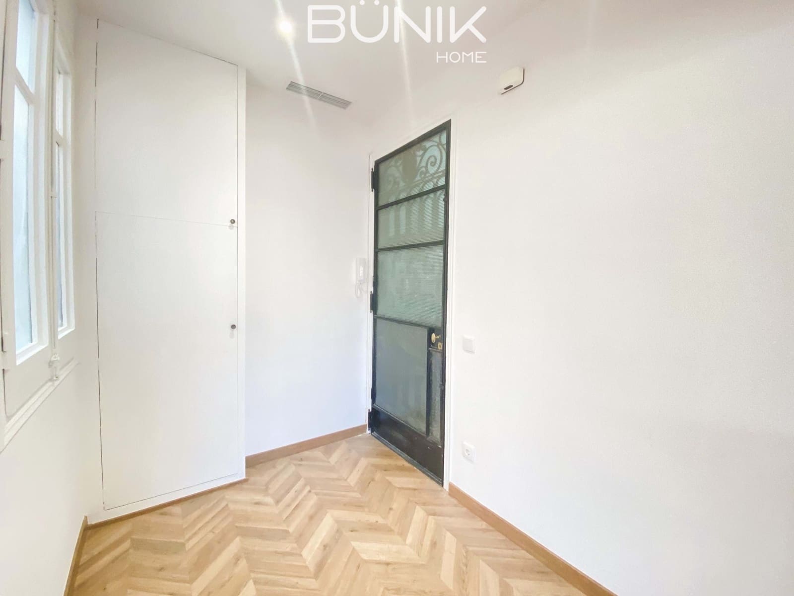 5 slaapkamer Kantoor te huur in Barcelona stad - € 4.000 (Ref: 9884860)