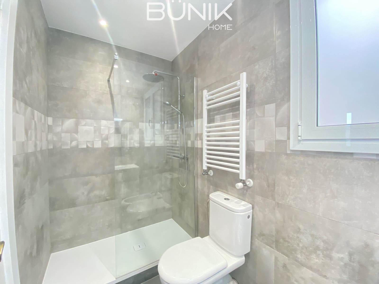 5 slaapkamer Kantoor te huur in Barcelona stad - € 4.000 (Ref: 9884860)