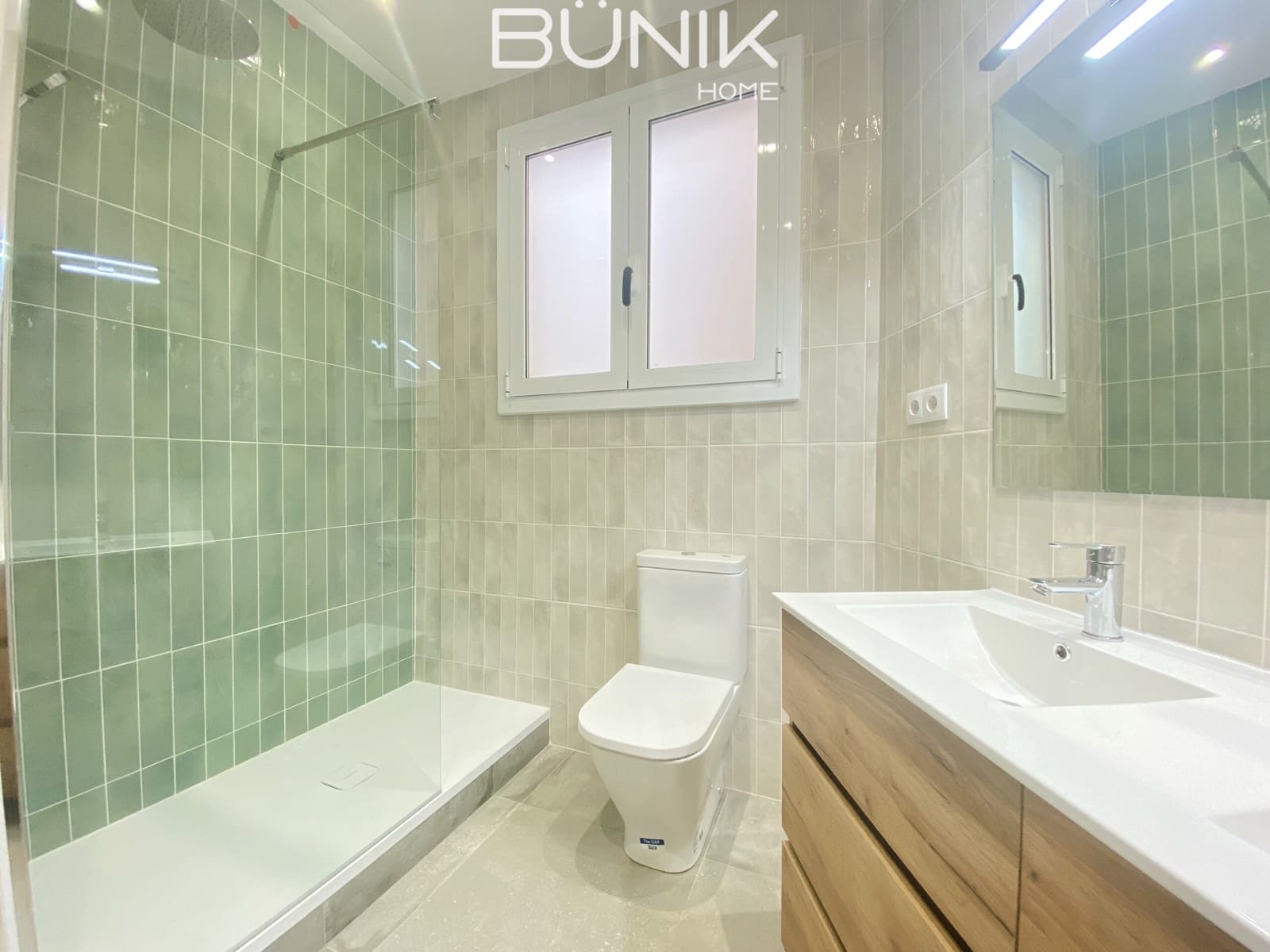 5 slaapkamer Kantoor te huur in Barcelona stad - € 4.000 (Ref: 9884860)