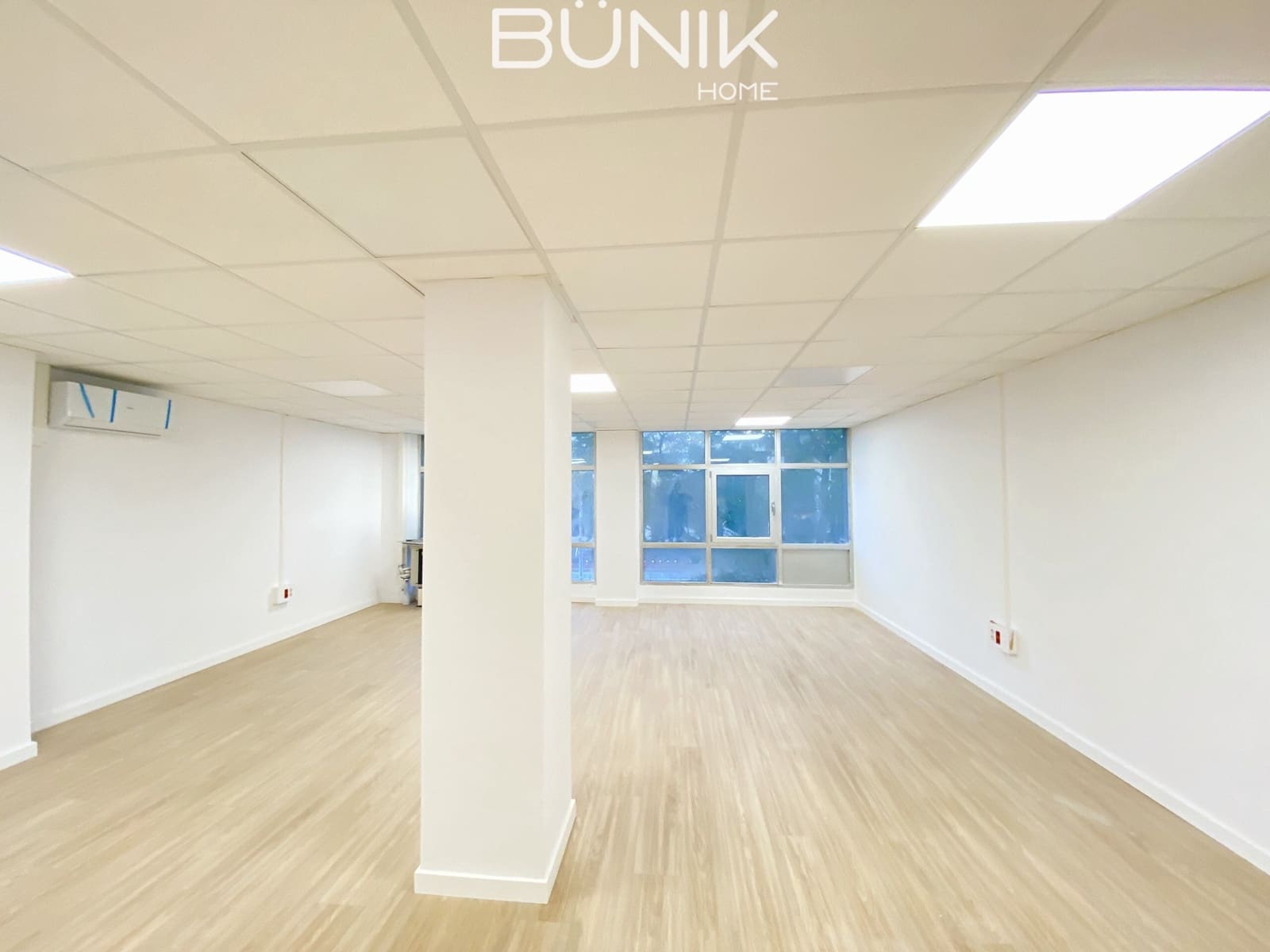 Kontor til leje i Barcelona by med garage - € 850 (Ref: 9884861)