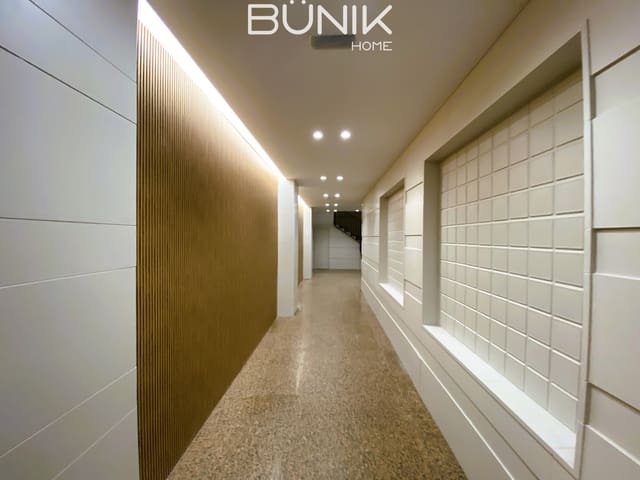 Kontor til leje i La Nova Esquerra de L'Eixample, Barcelona by med garage - € 850 (Ref: 9884861)