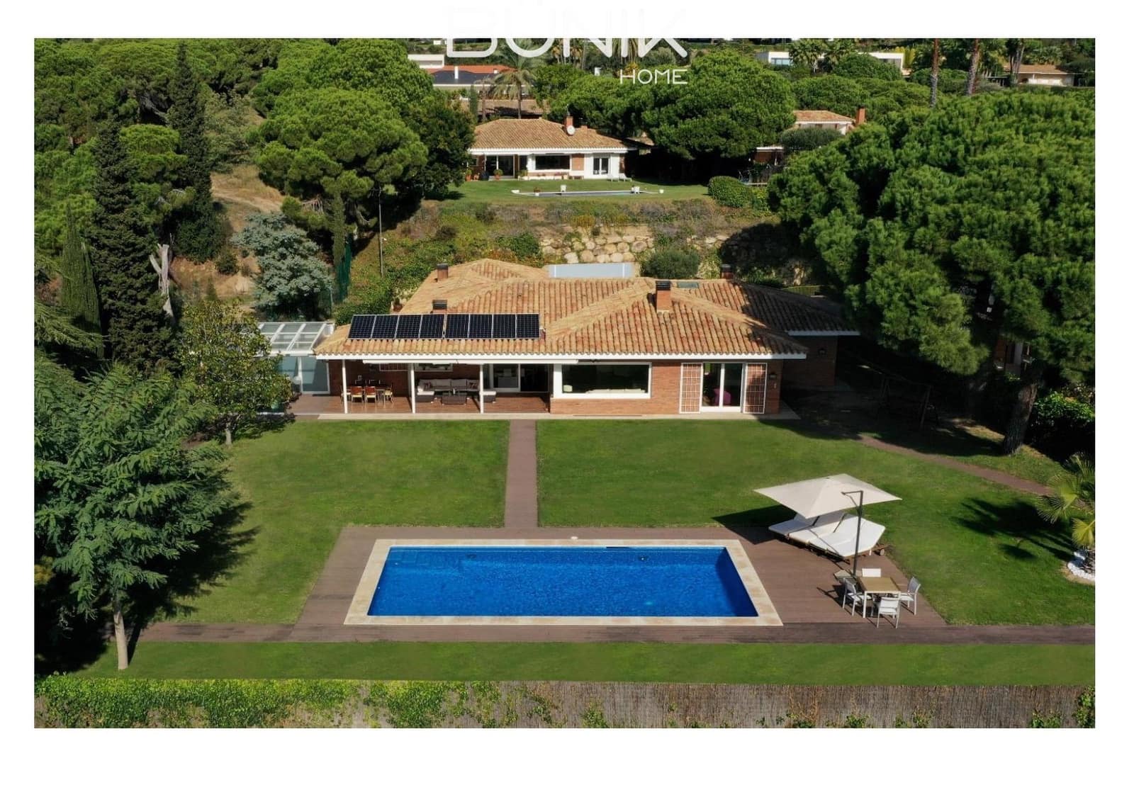 6 sovrum Villa till salu i Sant Vicenc de Montalt med pool garage - 1 750 000 € (Ref: 9884862)