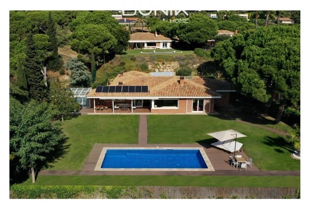 6 sovrum Villa till salu i Sant Vicenç de Montalt med pool garage - 1 750 000 € (Ref: 9884862)