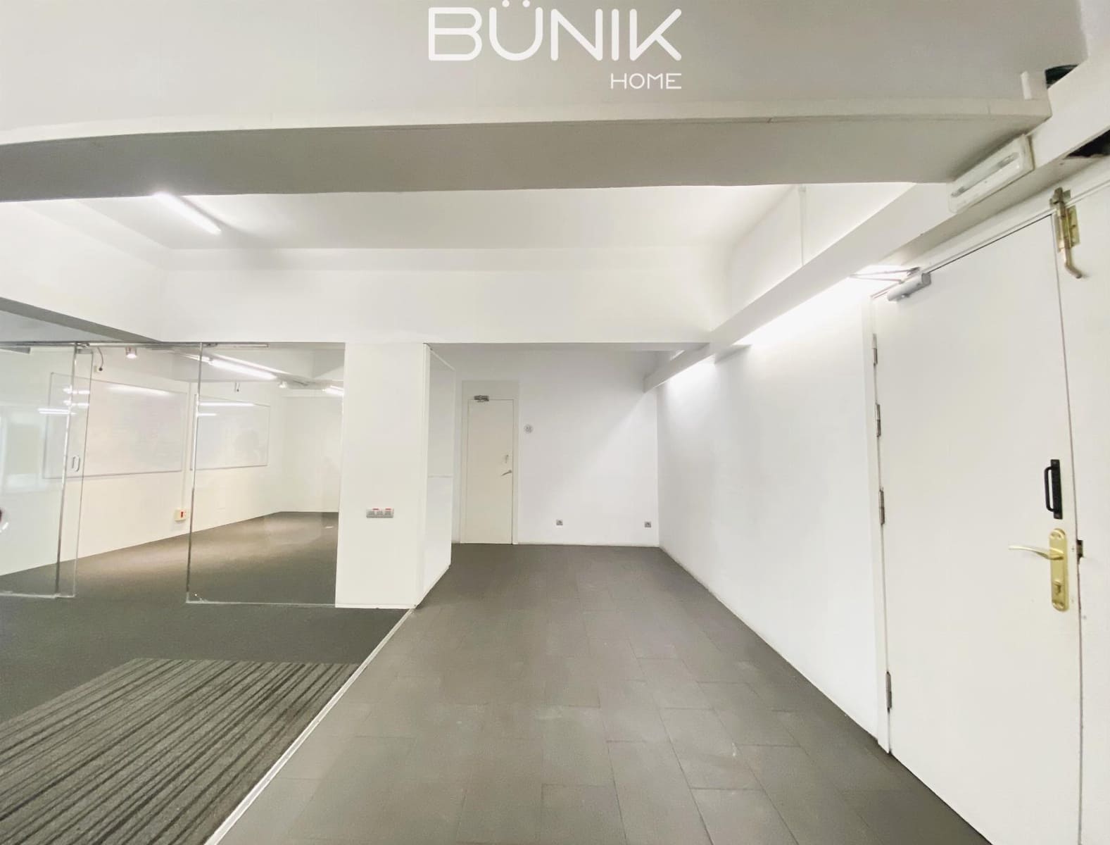 5 quarto Escritório para arrendar em Barcelona cidade - 4 512 € (Ref: 9890419)