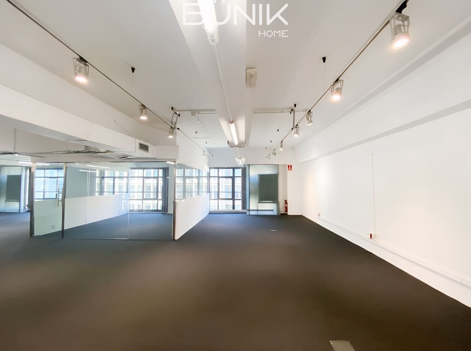 5 quarto Escritório para arrendar em Barcelona cidade - 4 512 € (Ref: 9890419)