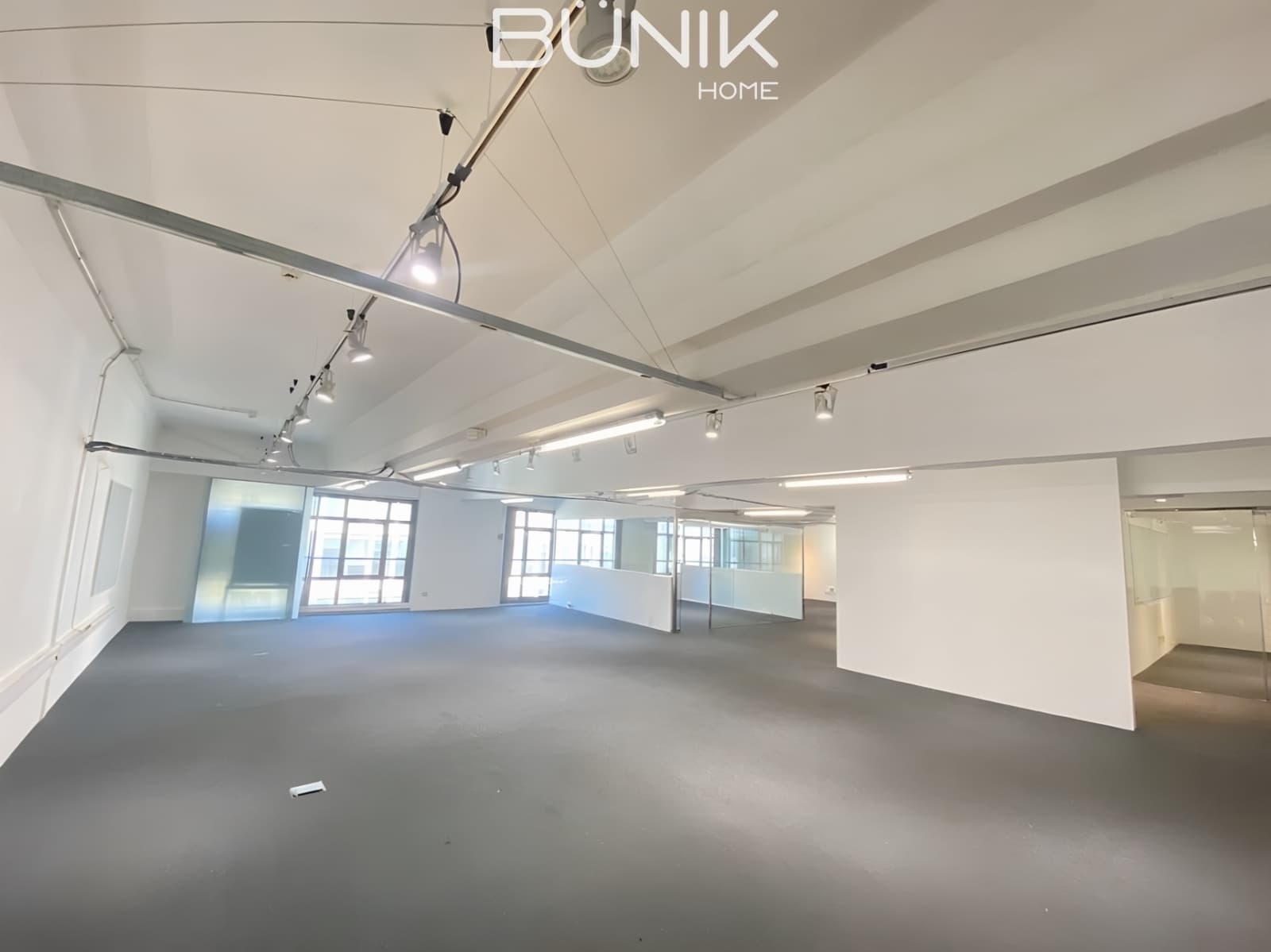 5 quarto Escritório para arrendar em Barcelona cidade - 4 512 € (Ref: 9890419)