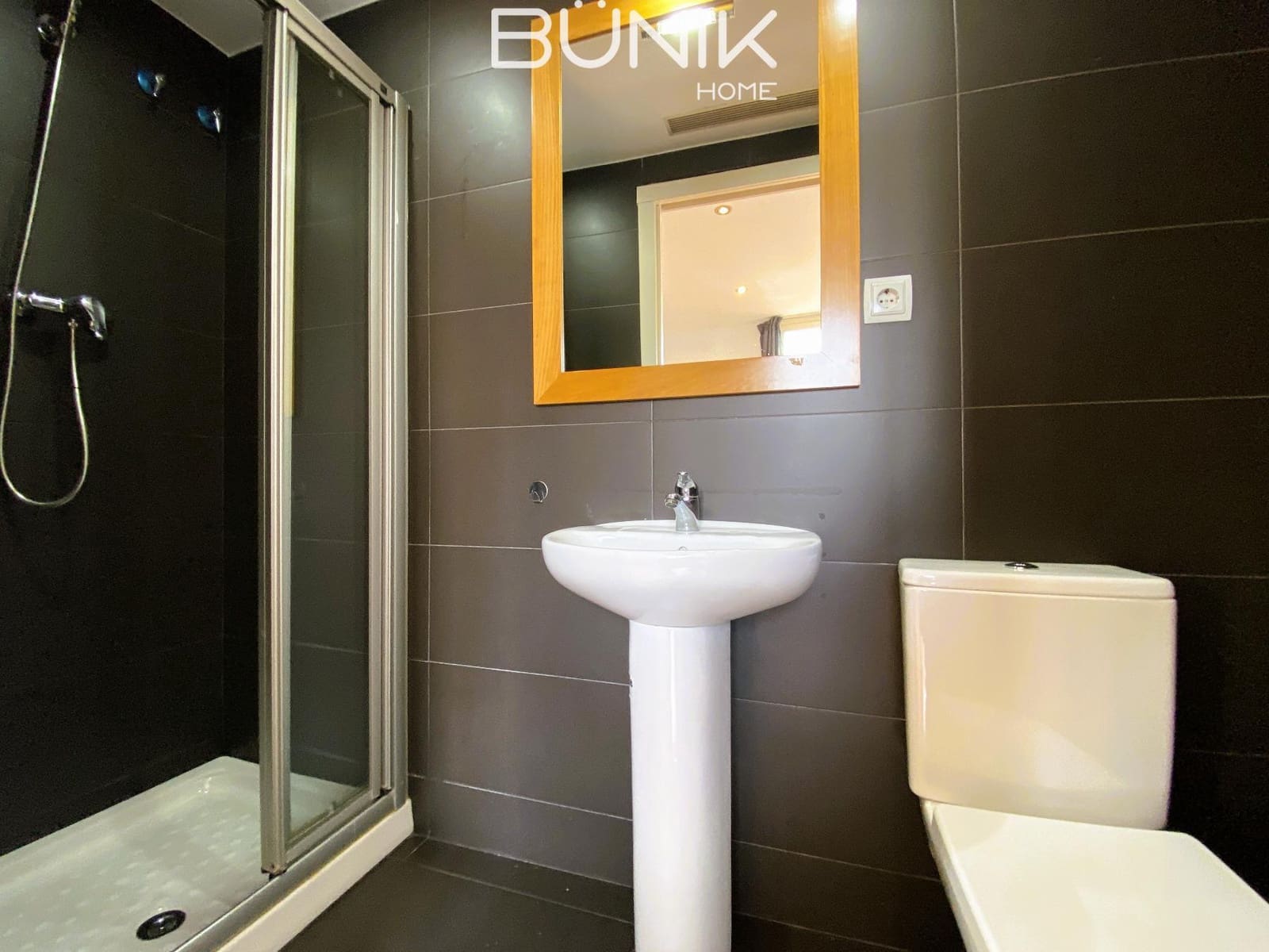 2 bedroom Apartment for sale in Barcelona city - € 750,000 (Ref: 9895442)