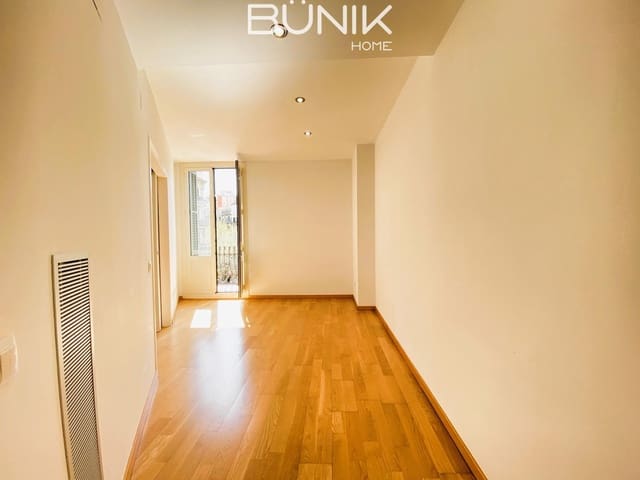 2 slaapkamer Appartement te koop in L'Antiga Esquerra de L'Eixample, Barcelona stad - € 650.000 (Ref: 9904709)