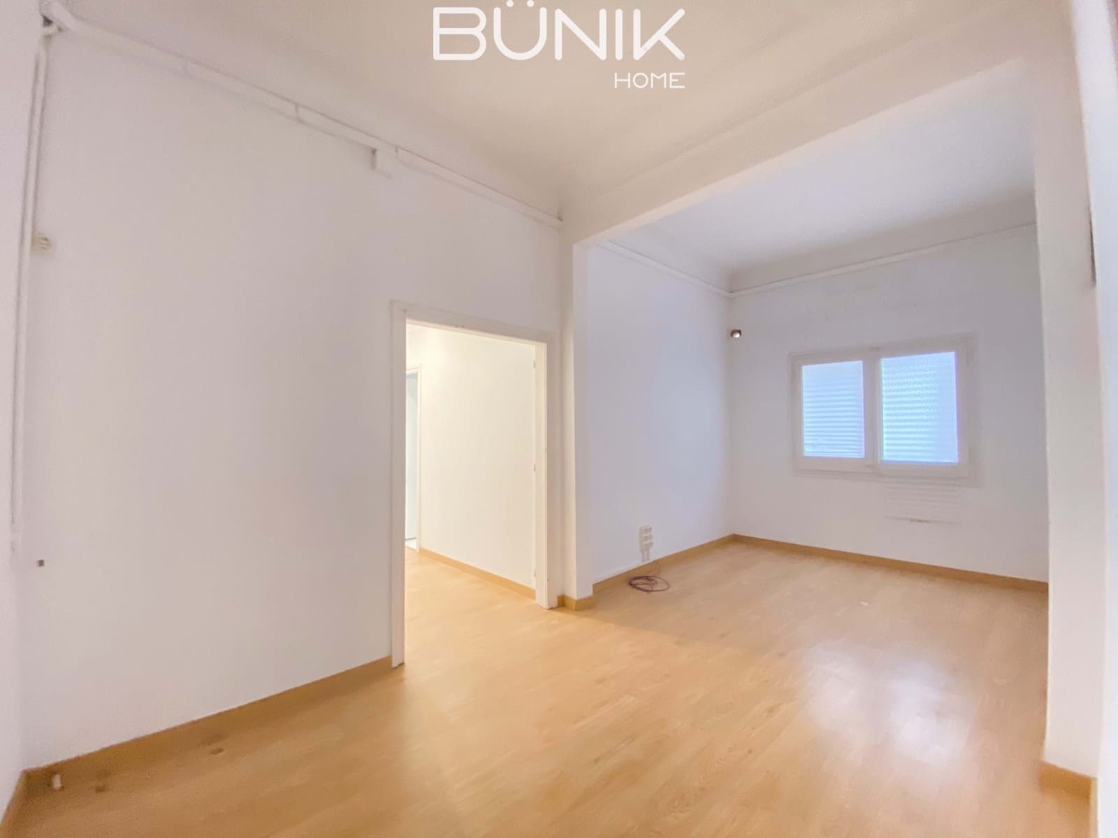 7 slaapkamer Kantoor te huur in Barcelona stad - € 3.060 (Ref: 9904710)