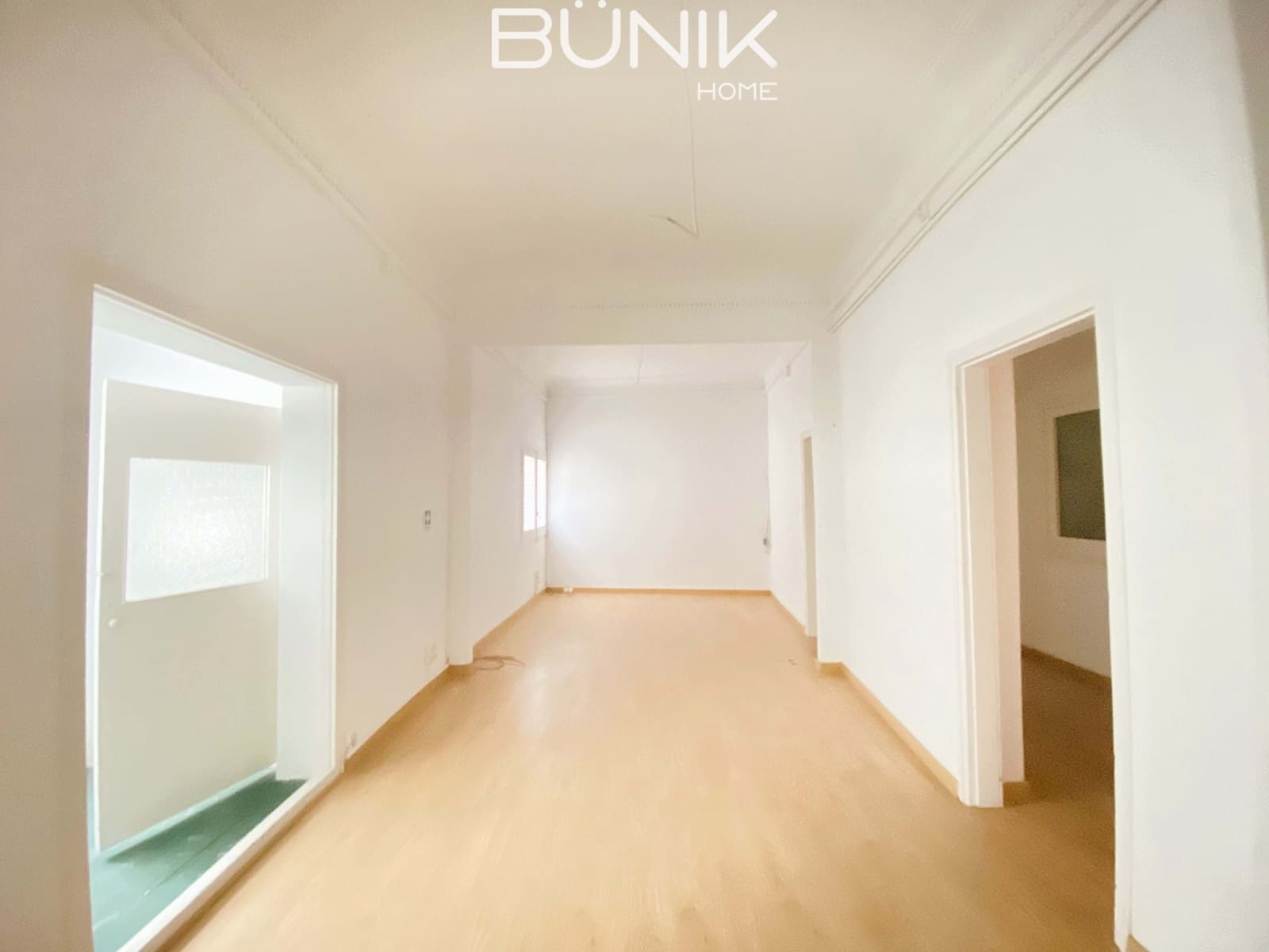 7 slaapkamer Kantoor te huur in Barcelona stad - € 3.060 (Ref: 9904710)