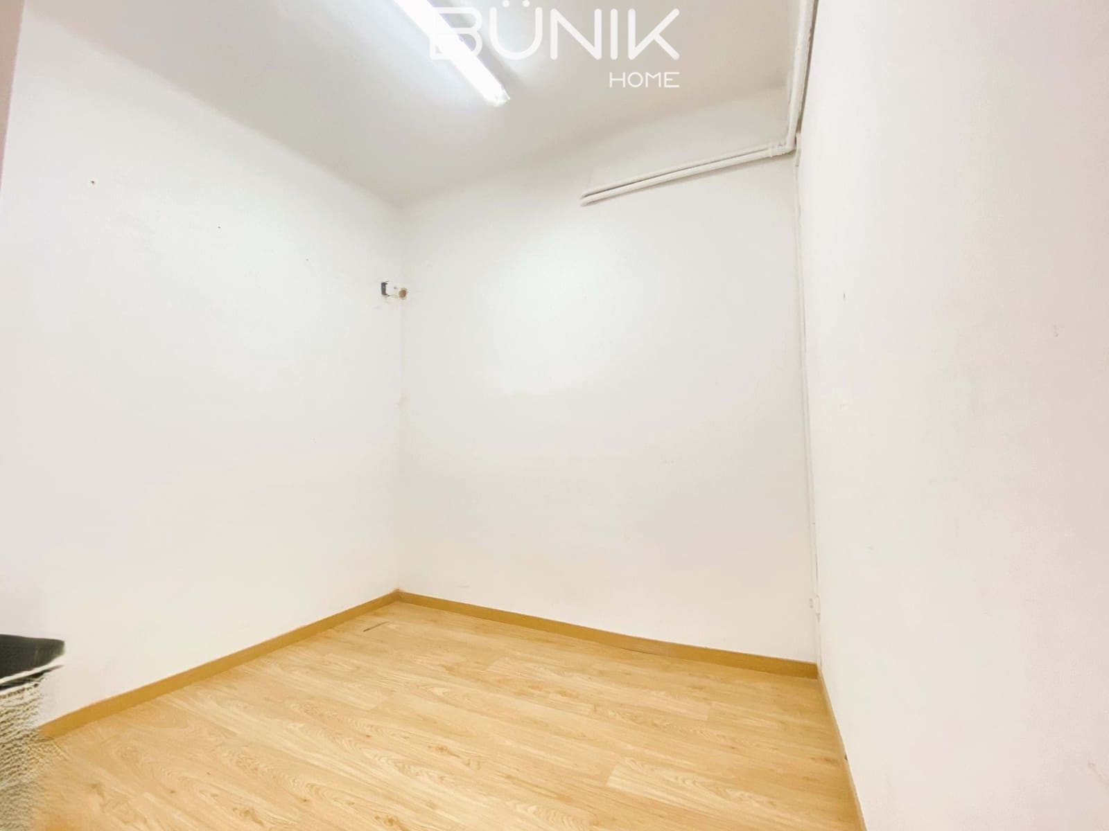 7 slaapkamer Kantoor te huur in Barcelona stad - € 3.060 (Ref: 9904710)
