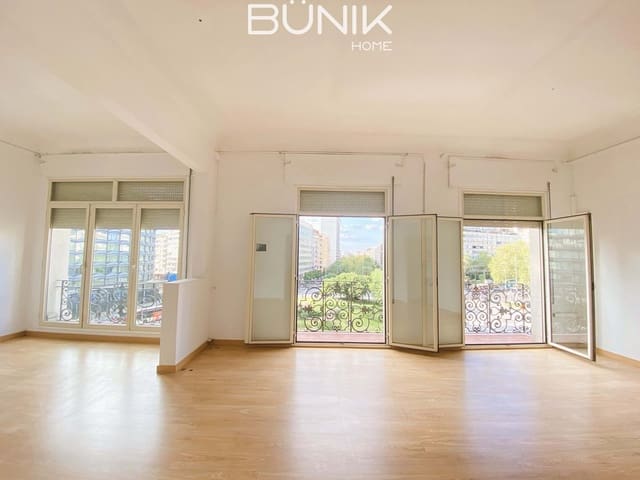 7 slaapkamer Kantoor te huur in Sant Gervasi - Galvany, Barcelona stad - € 3.060 (Ref: 9904710)