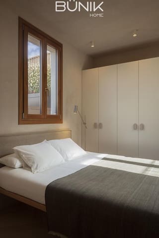 3 soveværelse Lejlighed til salg i Sant Pere, Santa Caterina i La Ribera, Barcelona by - € 1.795.000 (Ref: 9904711)