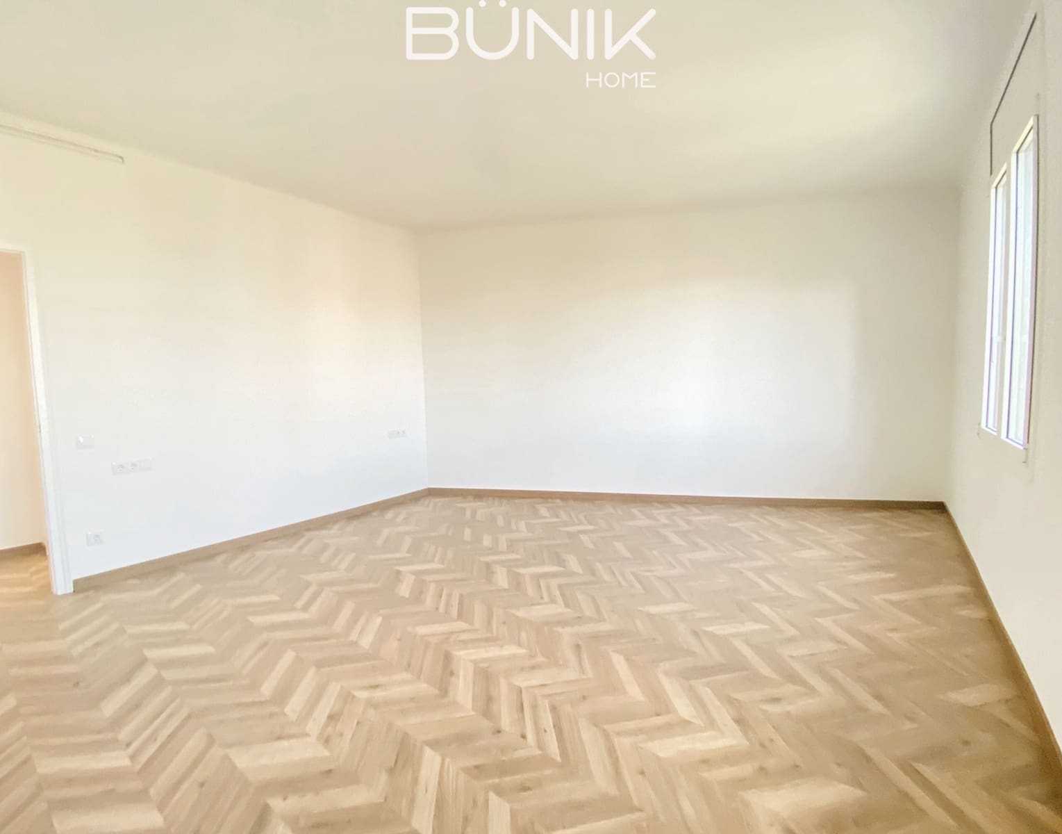 5 bedroom Flat for rent in Barcelona city - € 4,000 (Ref: 9921511)
