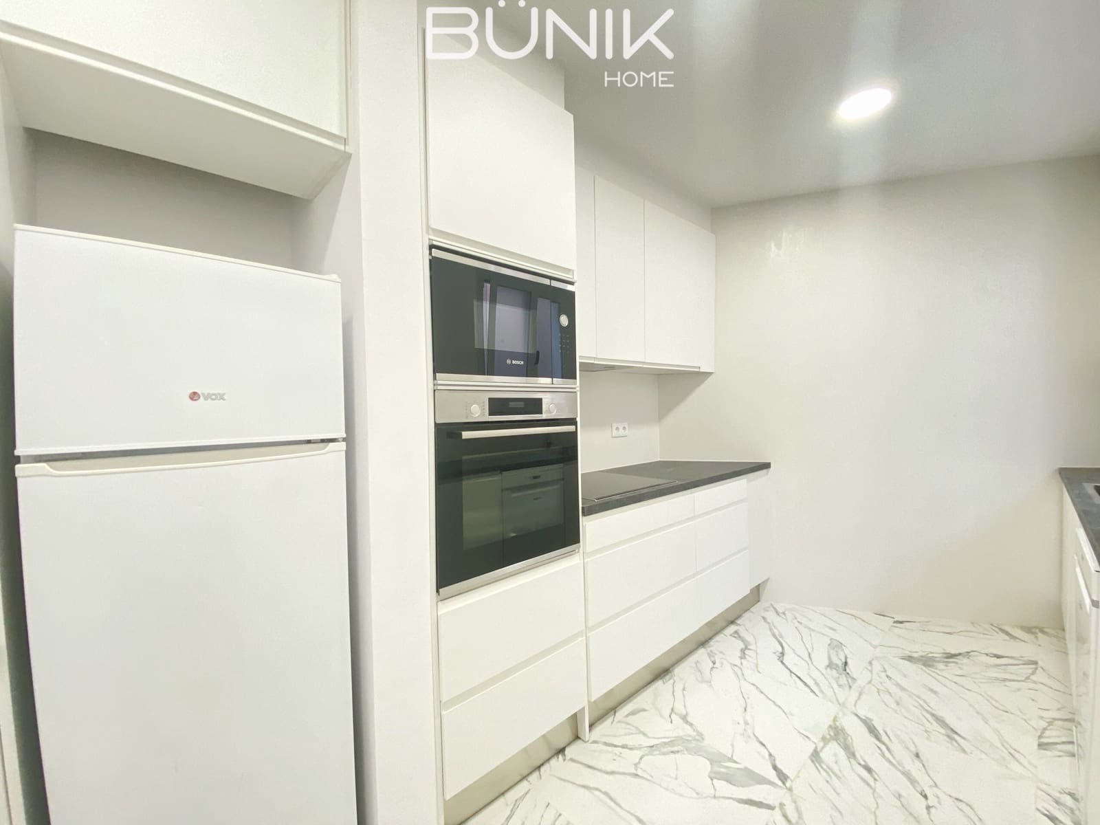 5 bedroom Flat for rent in Barcelona city - € 4,000 (Ref: 9921511)
