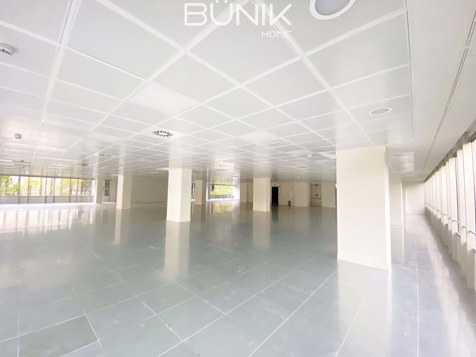 Kontor til leje i Barcelona by med garage - € 11.144 (Ref: 9928560)