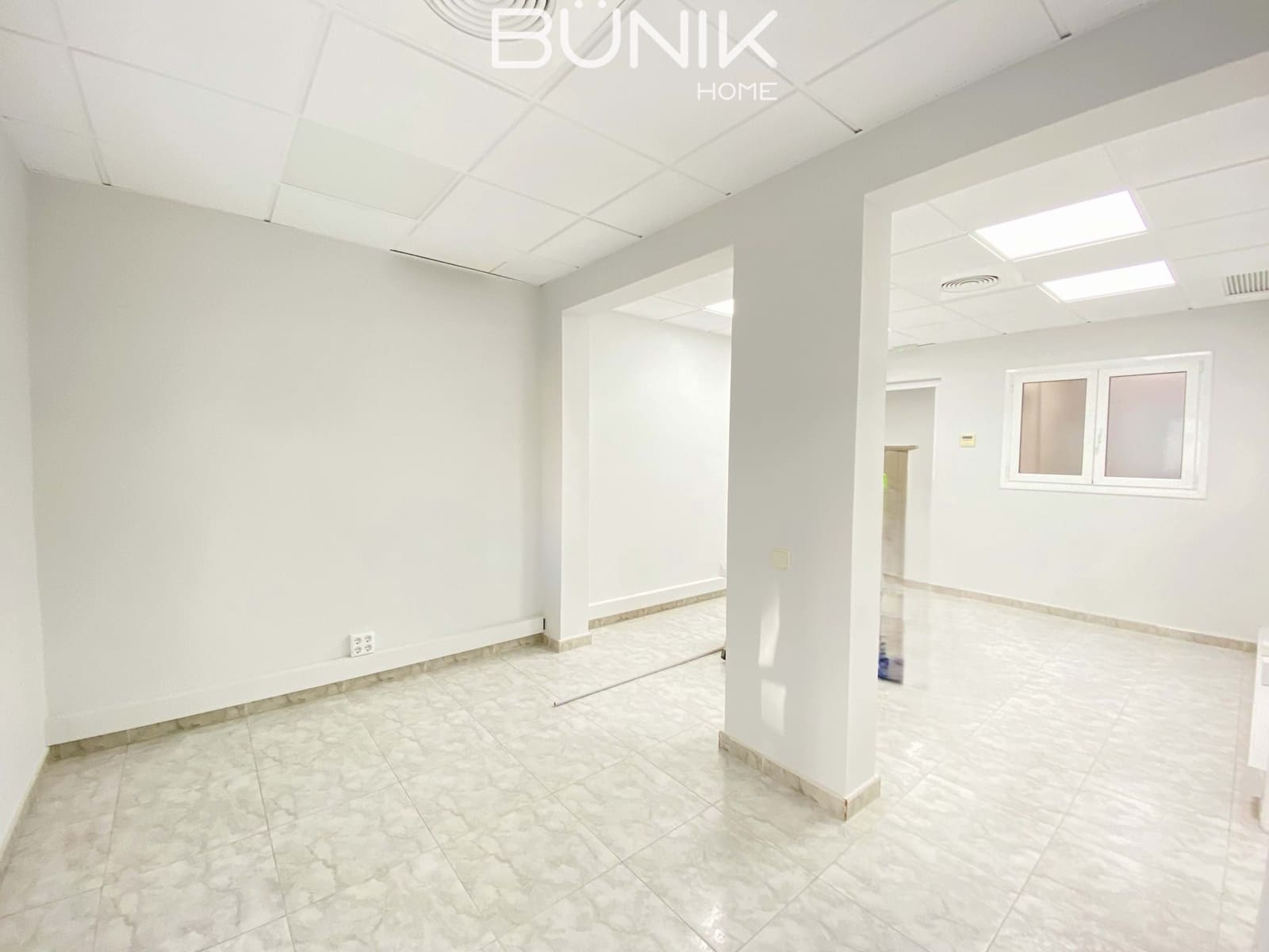 5 makuuhuone Toimisto vuokrattavana paikassa Barcelona kaupunki mukana 
autotalli - 1 650 € (Ref: 9935298)