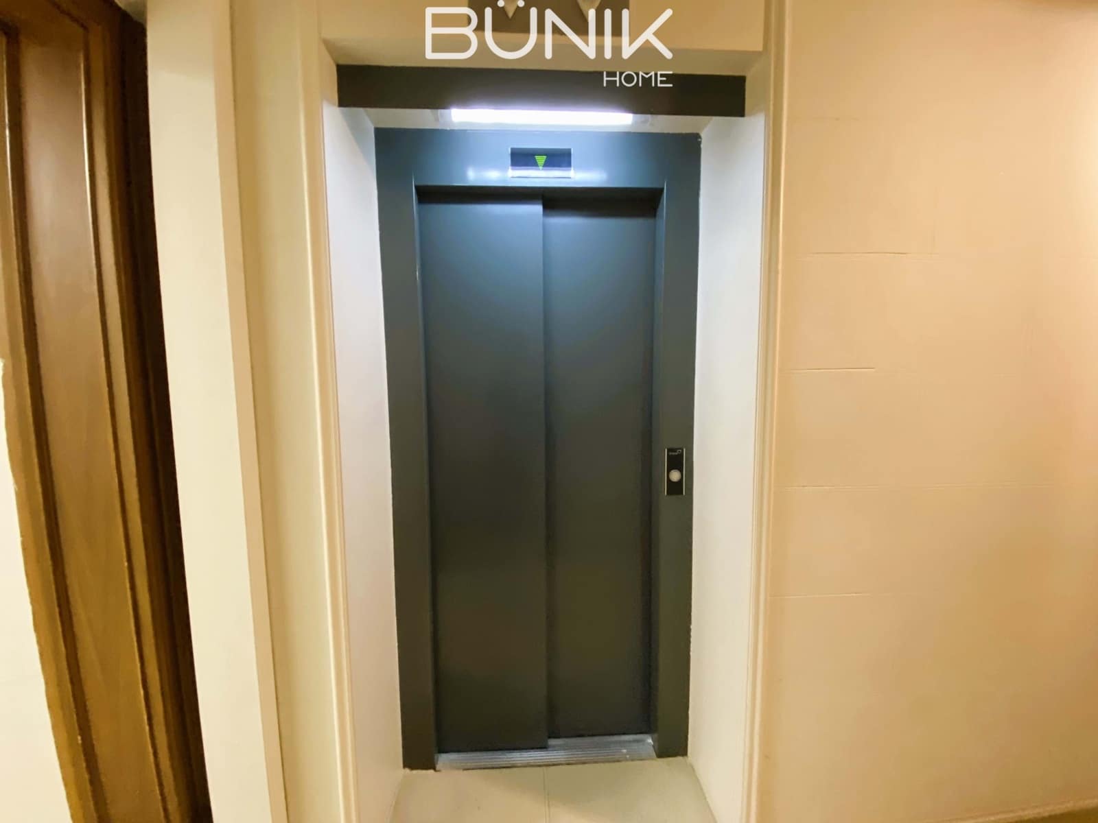 5 makuuhuone Toimisto vuokrattavana paikassa Barcelona kaupunki mukana 
autotalli - 1 650 € (Ref: 9935298)