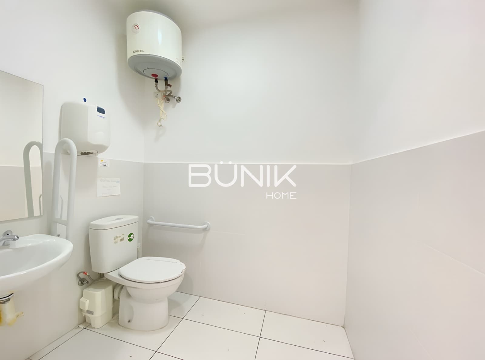 2 bedroom Commercial for rent in Barcelona city - € 3,320 (Ref: 9939126)