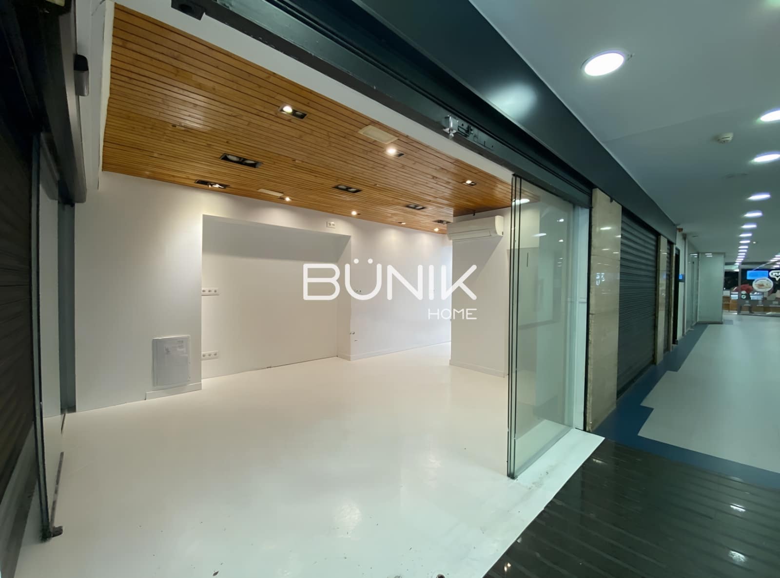 2 bedroom Commercial for rent in Barcelona city - € 3,320 (Ref: 9939126)
